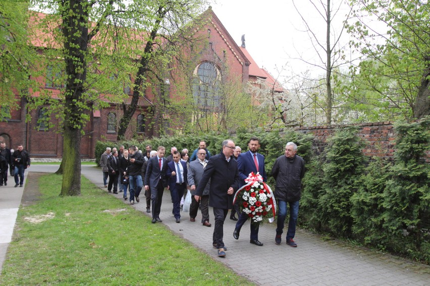 Przedstawiciele Sojuszu Lewicy Demokratycznej z Henrykiem...