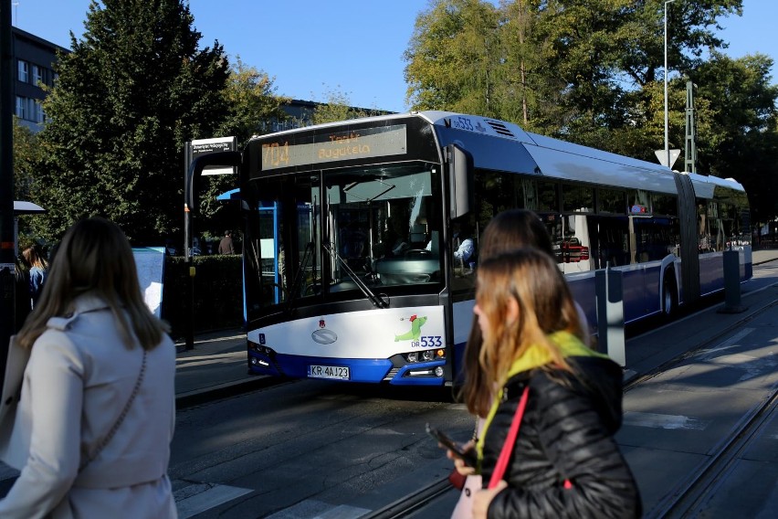 Droższe bilety już od 1 maja. Więcej trzeba będzie zapłacić za przejazd tramwajem i autobusem