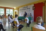 Ósmoklasiści z Piotrkowic pożegnali szkołę. To było wyjątkowe zakończenie roku