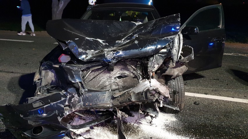Mazda i BMW uczestniczyły w wypadku na drodze krajowej nr 94...