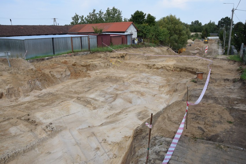 Trwają prace przy przebudowie ulicy Leśnej w Miastku....