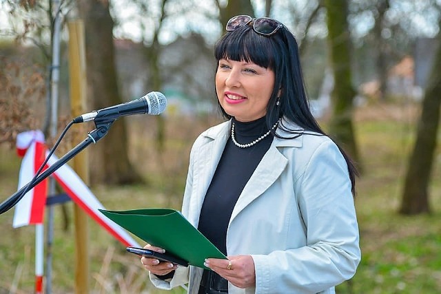 Uroczystości rocznicy odzyskania niepodległości musieliśmy odwołać - mówi wójt Katarzyna Gołębiowska – Jarek.