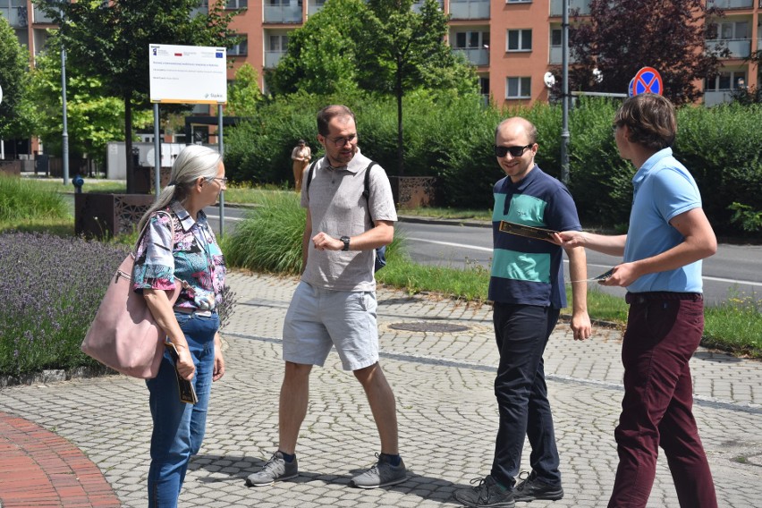 Happening odbył się na skwerze naprzeciwko rybnickiego...