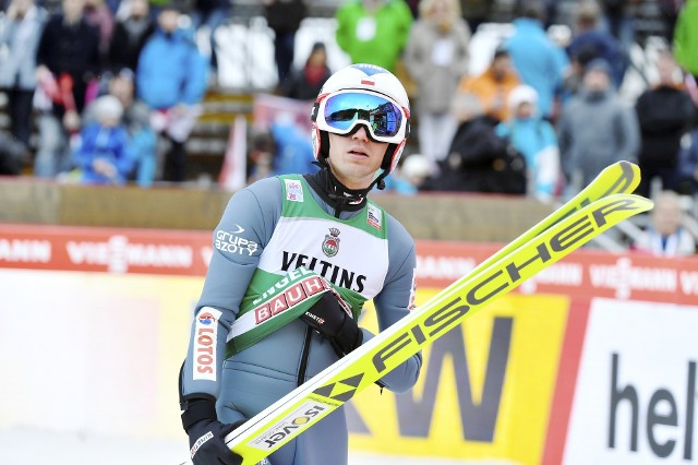 Kamil Stoch zachwycił formą w sobotnich skokach w Engelbergu