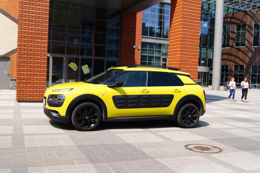 Citroën C4 Cactus to samochód osobowy typu crossover, klasy...