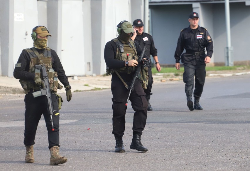 Terroryści i strzały w Radomiu. Trwają ćwiczenia wszystkich służb