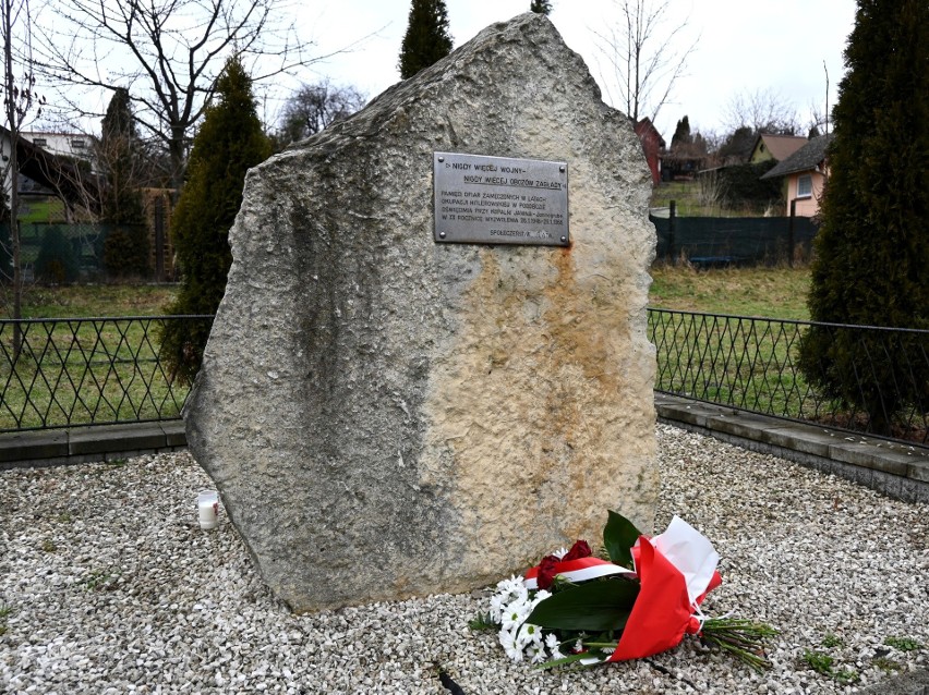 Pomnik przy ul. Obieżowej w Libiążu poświęcony ofiarom...