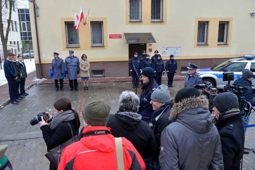 Minister Błaszczak otworzył w Nowinach posterunek i nagrodził młodych bohaterów (WIDEO, ZDJĘCIA)
