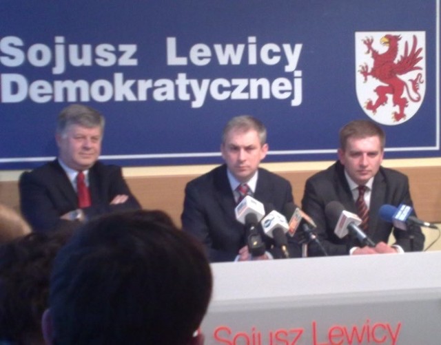 Od lewej: Jerzy Szmajdziński, Grzegorz Napieralski i Bartosz Arłukowicz.