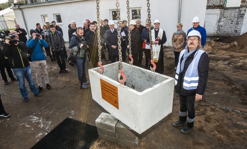 20 kondygnacji będzie miał wieżowiec River Tower w...