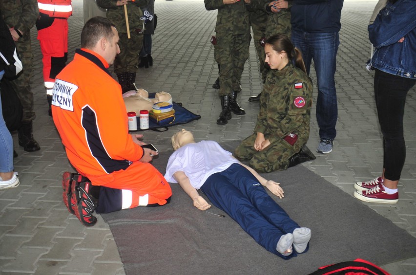 Dzień otwarty Powiatowej Komendy Policji dla małopolskich klas mundurowych [GALERIA]