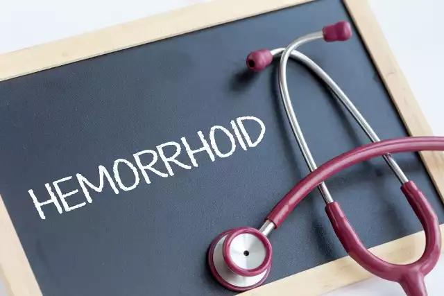 Trzeba pamiętać, że nieleczone żylaki odbytu mogą prowadzić do problemów ze zdrowiem. Sprawdź, jakie są objawy hemoroidów i jak leczyć hemoroidy.