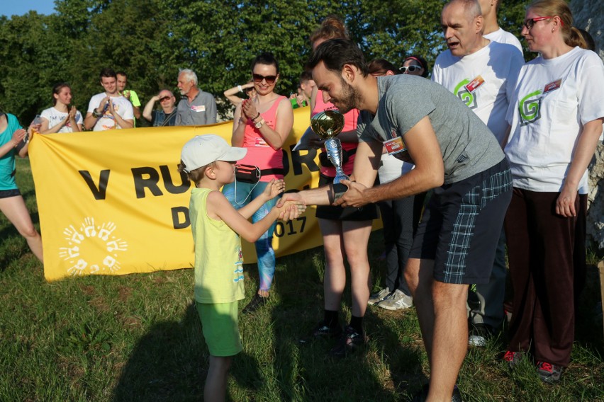 V RUN for Dolina Słońca: bieg dla podopiecznych ośrodka DOLINA SŁOŃCA [ZDJĘCIA UCZESTNIKÓW]