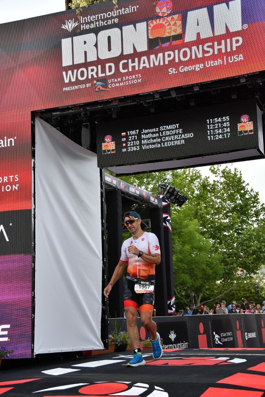 Janusz Szmidt na mistrzostwach świata Ironman w triathlonie...