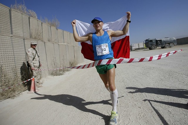 Na misjach w Afganistanie Dawid wygrał nie tylko maraton, ale i bieg o Nóż Komandosa oraz bieg na 15 kilometrów.