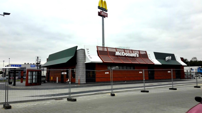 Nowy McDonalds w Sosnowcu przy S1.