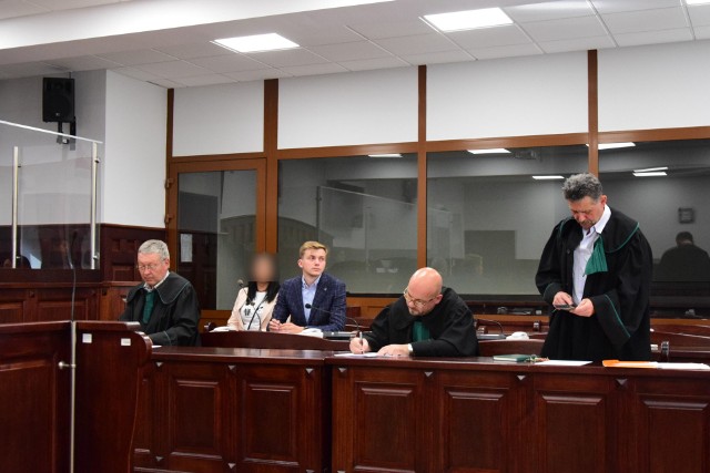 Rozprawa przed Sądem Okręgowym w Słupsku o pozbawienie wolności ze szczególnym udręczeniem nie rozpoczęła się z powodu nieobecności trojga oskarżonych
