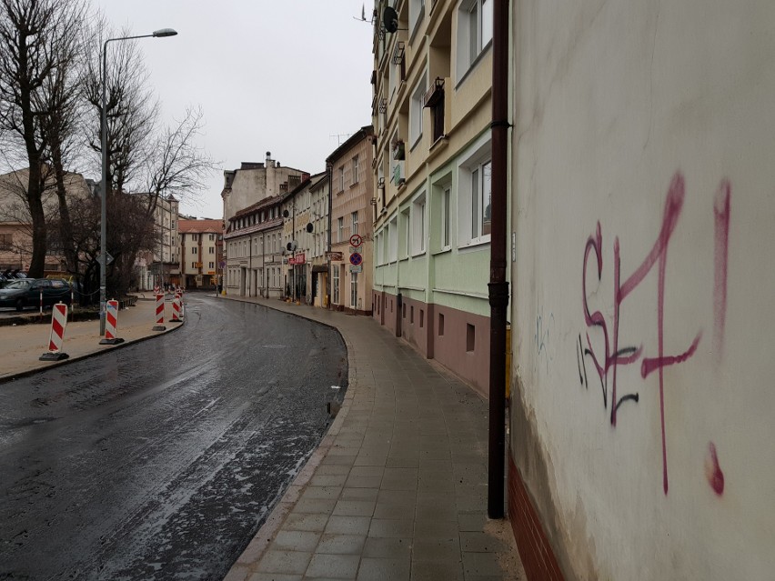 Poza wyglądem ulicy najważniejszą zmianą jest to, że teraz...