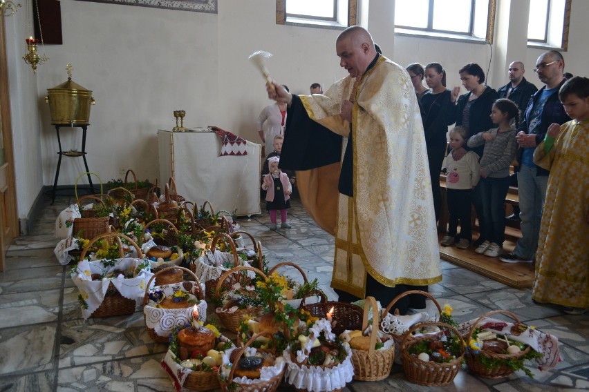 W cerkwi greckokatolickiej w Człuchowie poświęcono pokarmy [ZDJĘCIA] 