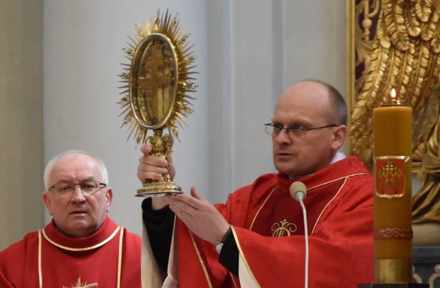 Ojciec Dariusz Malajka odchodzi z sanktuarium na Świętym Krzyżu.