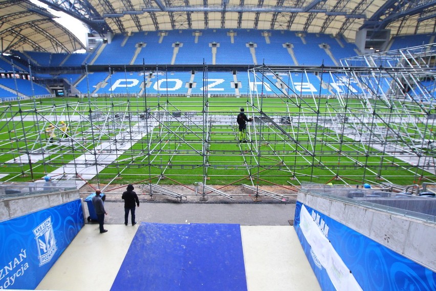 Stadion w Poznaniu: Powstaje scena dla Alicii Keys [ZDJĘCIA] 