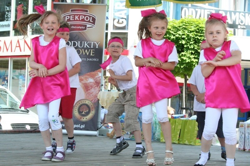 Dziecięcy Festiwal Tańca odbył się na scenie przy Kupcu