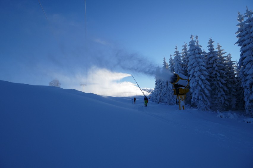 Szczyrk Mountain Resort rusza już w ten weekend. Szykujcie się na ostre szusowanie, bo śniegu jest pod dostatkiem
