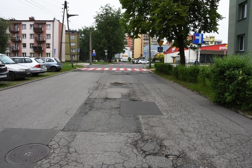 Ruszyły prace remontowe na ul. Narutowicza w Stroszku.