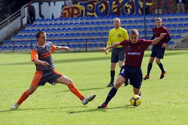 Pogoń Szczecin lepsza od lidera. Rezerwy awansowały