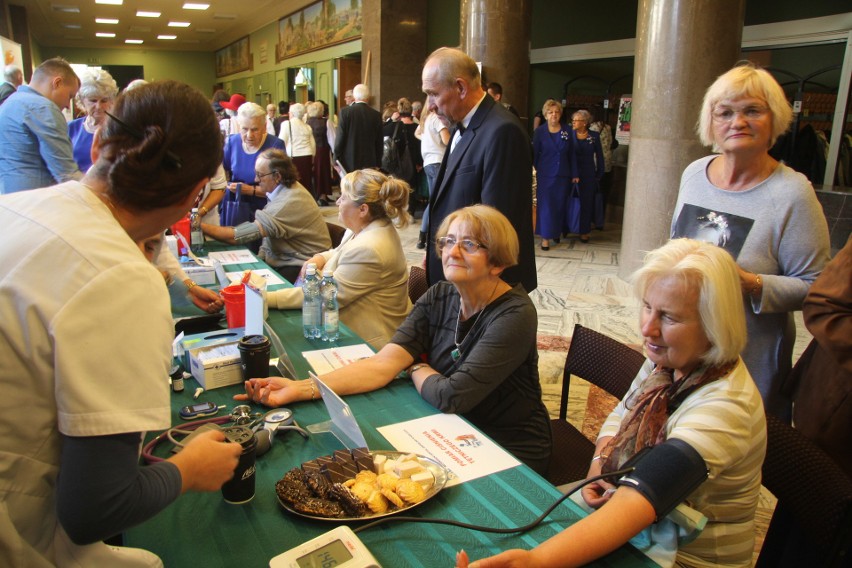 I Świętokrzyski Festiwal Seniorów w Kielcach. Szaleństwo z Wojciechem Gąsowskim (WIDEO, zdjęcia)