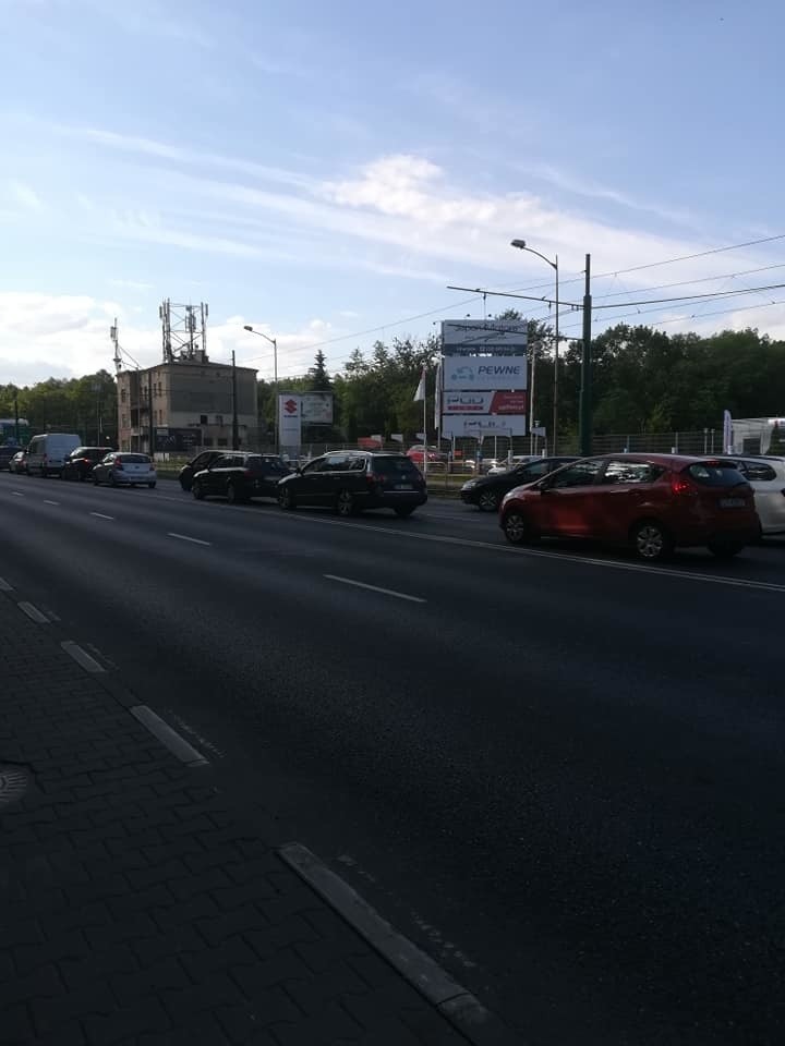 Wypadek w Katowicach na Chorzowskiej. Zderzyły się dwa...