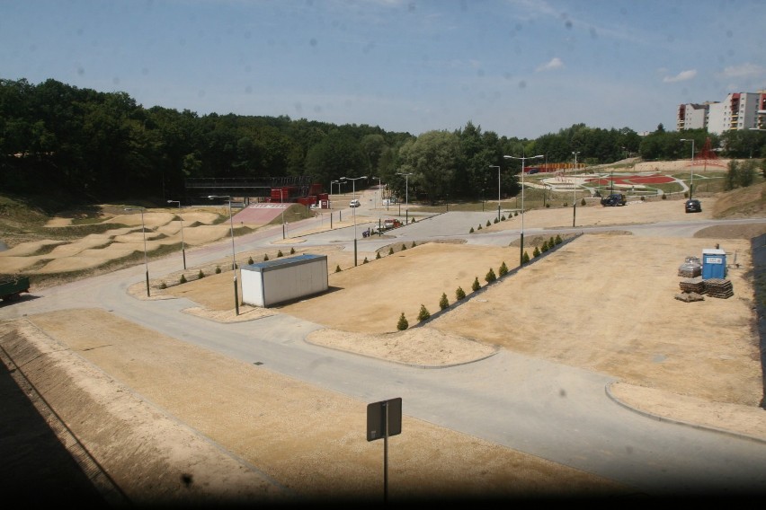Główną atrakcją parku jest skatepark. To jeden z...