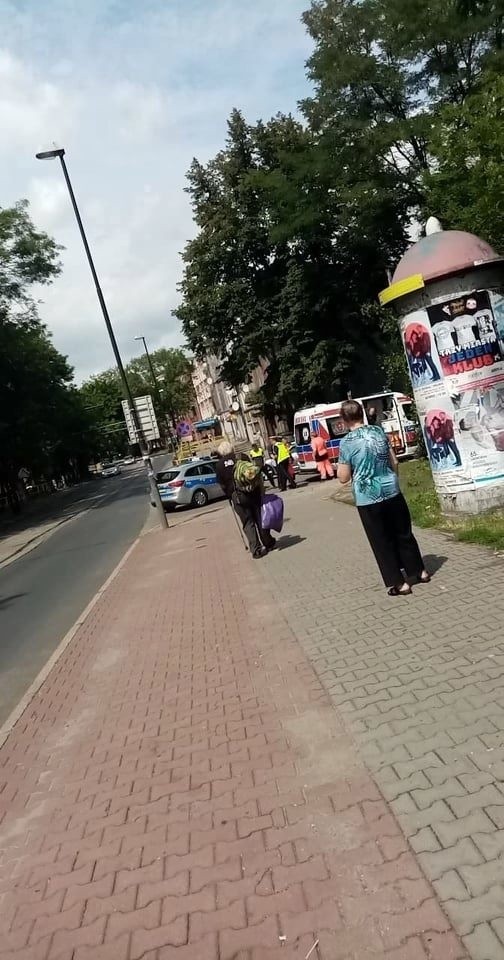 Potrącenie rowerzysty w Zabrzu-Mikulczycach ZDJĘCIA