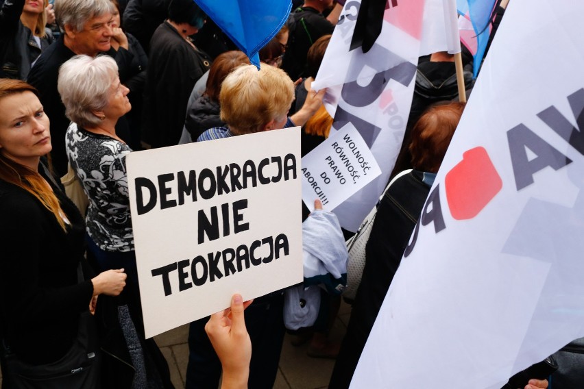 Czarny Protest w Warszawie