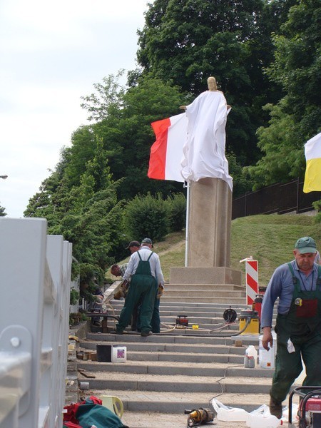 Historyczną rzeźbę odkryjemy w czwartek