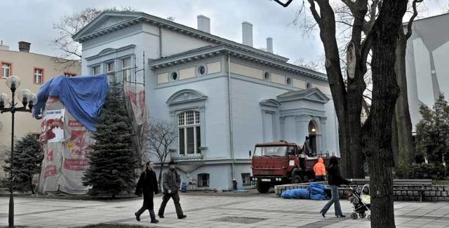 To prawdziwy świąteczny prezent - odnowiona szkoła muzyczna. Cieszę się z tego faktu nie tylko uczniowie i nauczyciele.