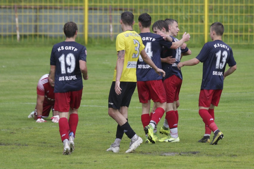 Klasa okręgowa: KS Gryf Słupsk - Lipniczanka Lipnica 3:1 (zdjęcia)