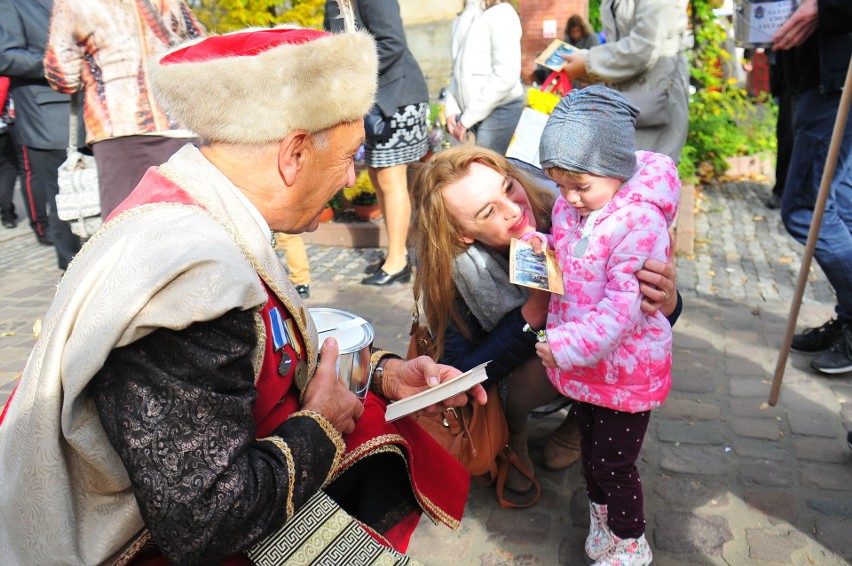 Wszystkich Świętych 2018 w Krakowie. Znane osobowości...