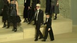 Karl Lagerfeld powrócił do korzeni. Pokaz Chanel w Hamburgu