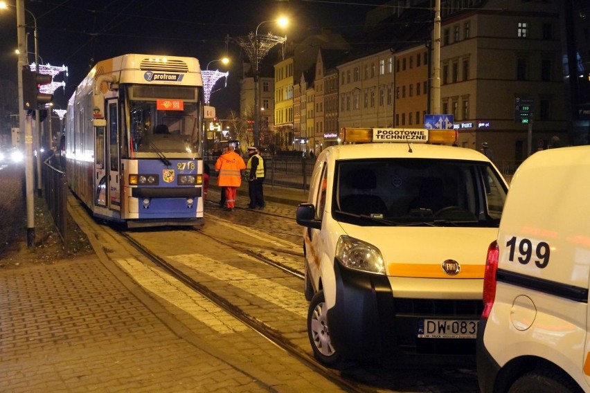 Wykolejenie tramwaju na Kazimierza Wielkiego