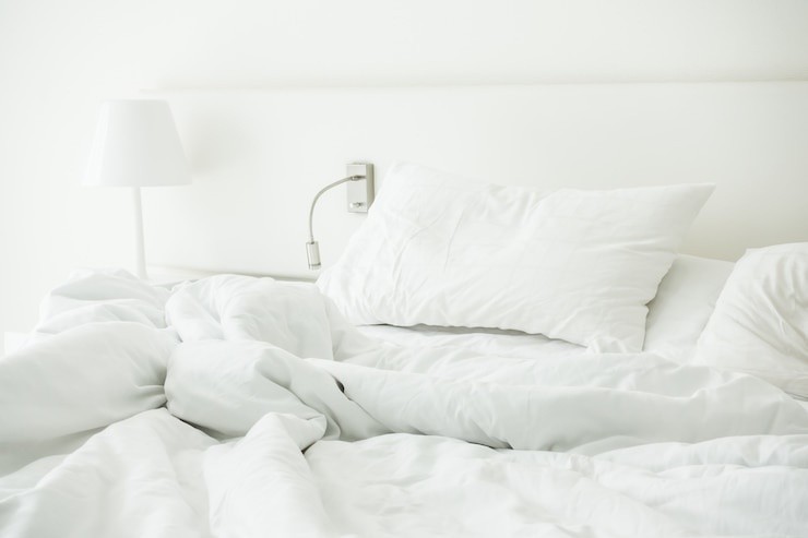 Pościel do sypialni - jak wybrać najlepszą pościel i jak o nią dbać?