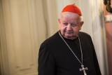 Kardynał Stanisław Dziwisz. Wierny sługa świętego papieża czy raczej czarna owca Kościoła?