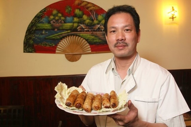 Khoi Nguyen Hoang, właściciel restauracji A Dong Quan w Kielcach: - Sajgonki to jedno z najpopularniejszych dań w Azji, które posmakowało ludziom na całym świecie. Łatwo się je przyrządza, a wszystkie potrzebne do niego składniki bez problemu znajdziemy w sklepach.