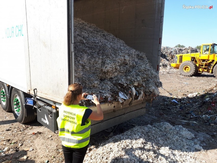 Transport śmieci na A1 w Zabrzu. Służby powstrzymały wjazd niemieckich śmieci na Śląsk 