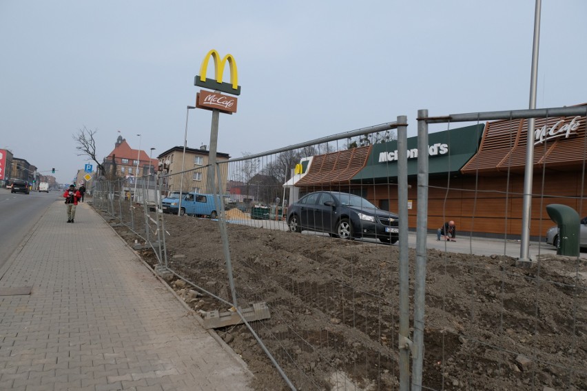 McDonald's przy Bytomsiej w Piekarach, otwarcie - wiosną...