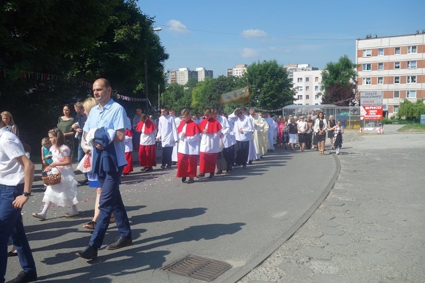 Boże Ciało w Jastrzębiu: Tłumy na procesji