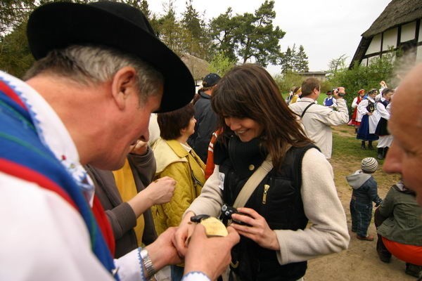 Piknik folklorystyczny "Czarne Wesele" w skansenie w...