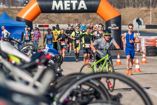 Zawodnicy podczas duathlonu będą mieli do pokonania 23 km (5 km – bieg, 16 km – rower, 2 km – bieg). Łącznie na listę startową zapisało się 120 uczestników