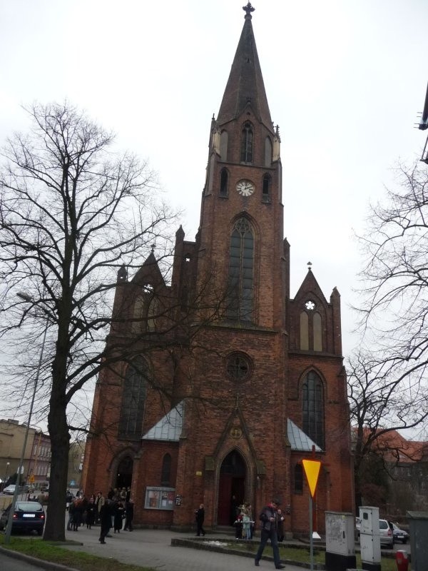 Kościół Ducha św. ma ponad 130 lat. Wieża wciąż czeka na remont.