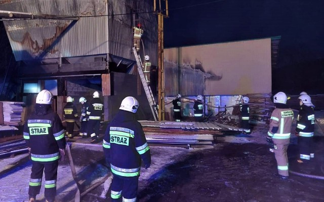 Na szczęście nikt nie odniósł obrażeń w pożarze, który wybuchł w silosach w Łabowej